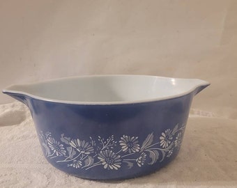 Vintage Pyrex Blue Colonial Mist Round Casseroles No  Lids  475-B t11