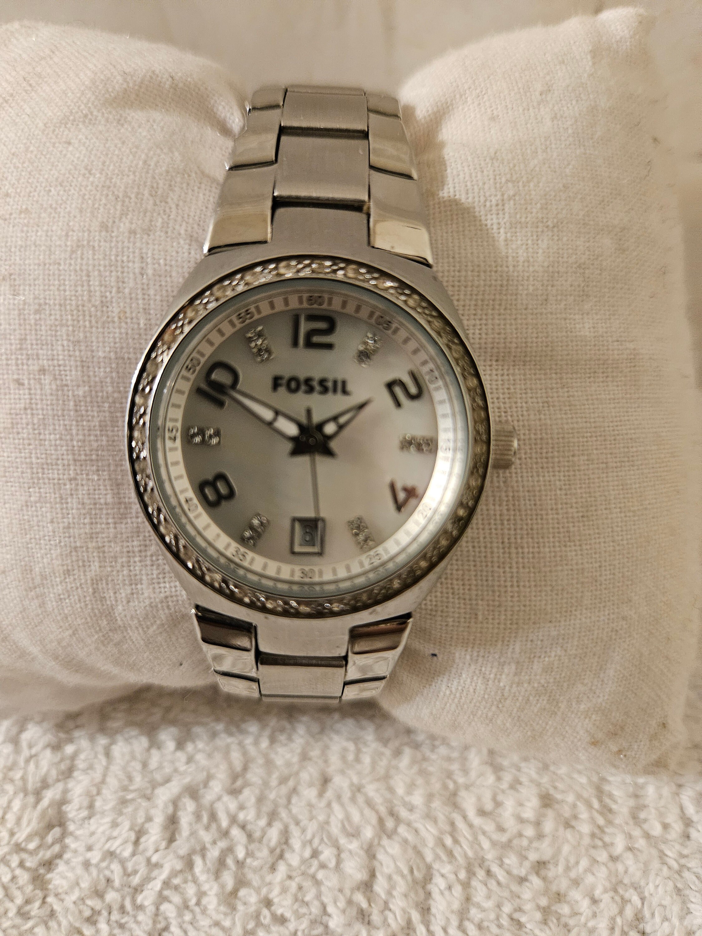 Vtg Fossil Colleague AM4141 Women's Silver Stainless Steel Analog