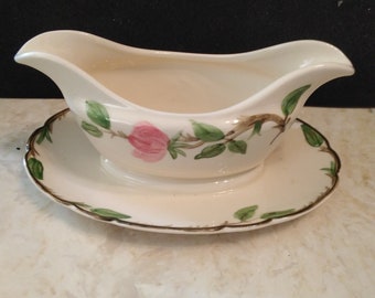Franciscan Desert Rose Gravy Boat w/ attached base t22