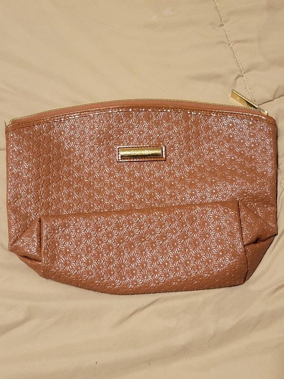 Vintage Escada brown leather daisy embossed makeu… - image 5