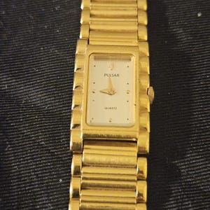 PULSAR By SEIKO V220-5150 Women’s Vintage Bracelet Quartz Watch Working New Batt Pulsar V220 Womens Watch - Etsy main image 2