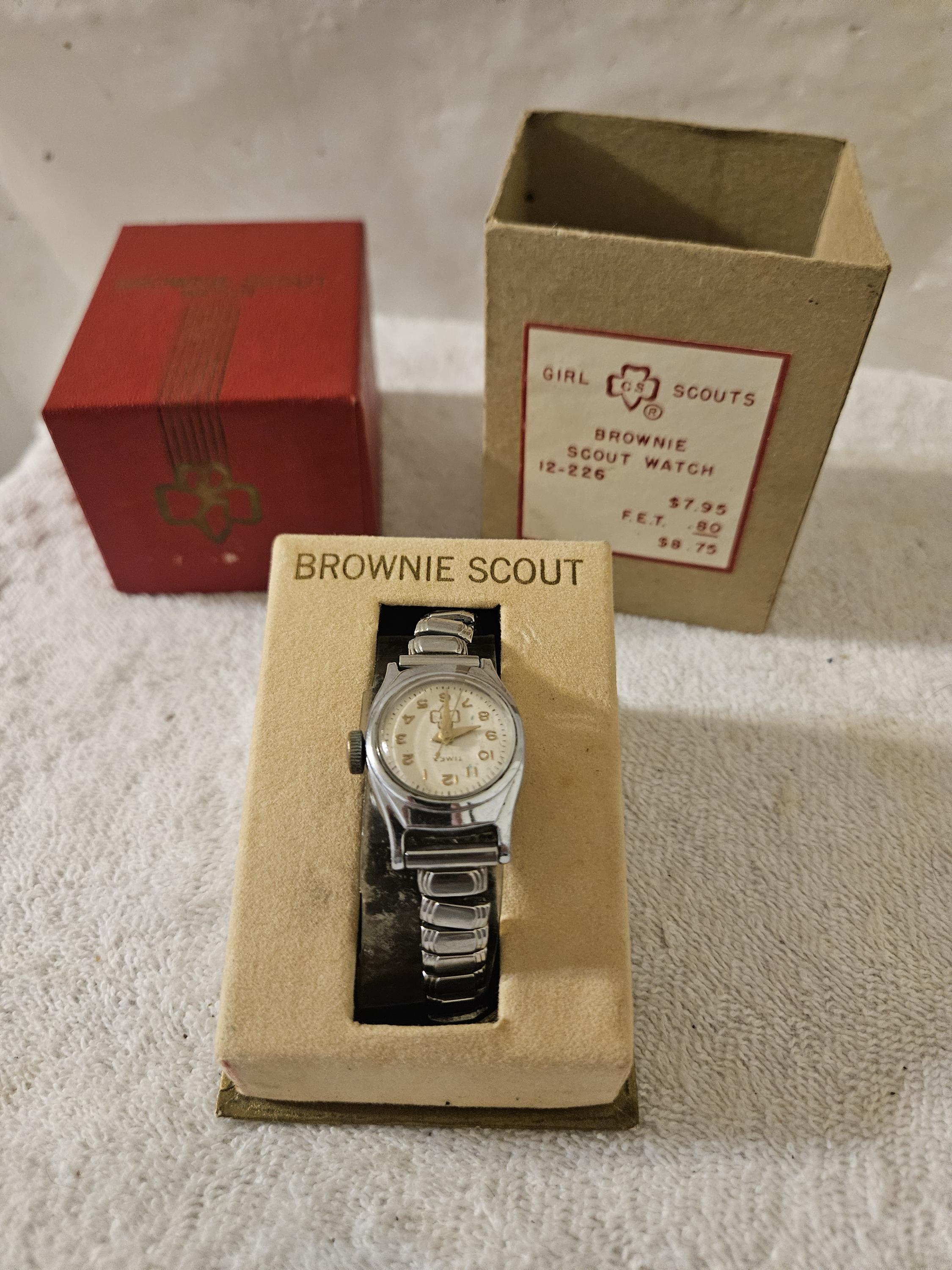 Vintage Timex Girl Scout Brownie Watch: Mechanical Wind Up  display picture 1