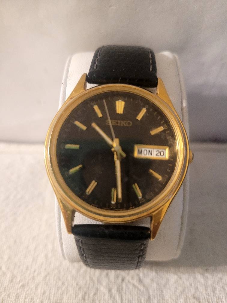 Vtg Seiko 7N43-8A99 Day Date Wrist Watch Gold Black - Etsy Denmark