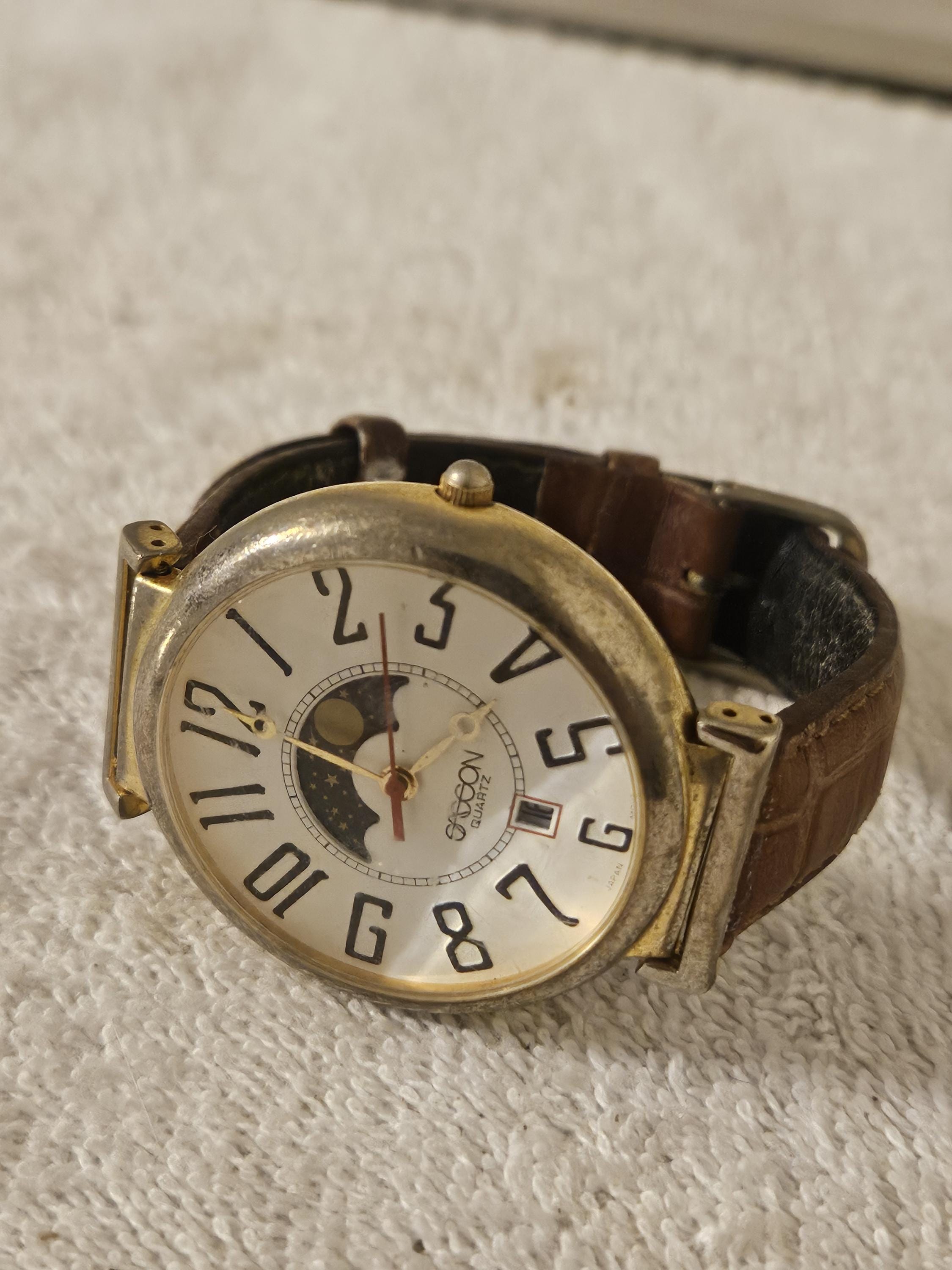 Vintage Sasson Moon Phase Gold Tone Watch with Date Sasson Watches - Etsy main image 3