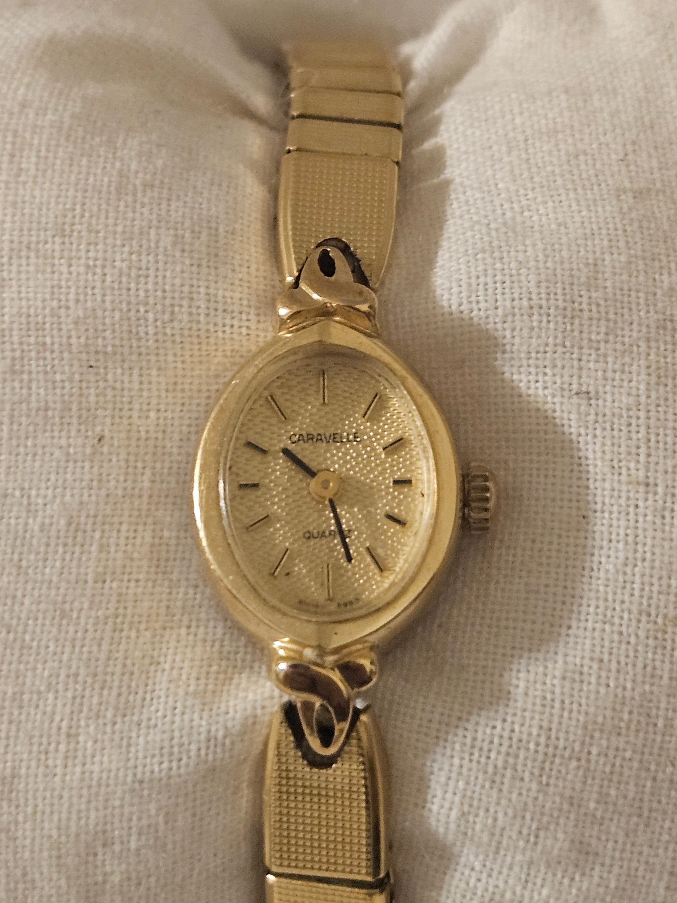 Vintage 1940’s Limited Mersmann 17 Jewels Incabloc Swiss Watch Brooch Vintage Caravelle Bulova Womens Watch 17mm Gold Tone  main image 4