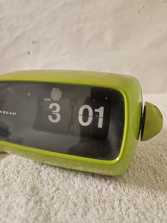 1970s Mcm VINTAGE SUNBEAM JAPAN Green Flip Clock Day Space