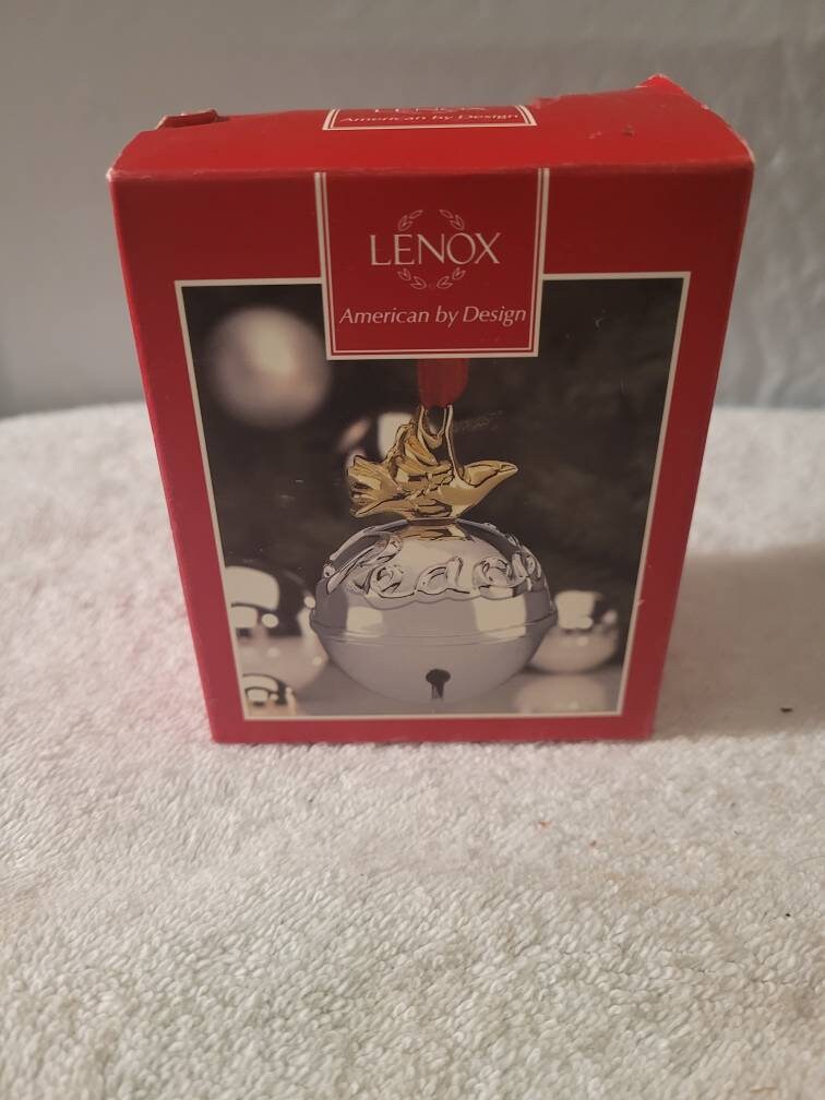 Lenox Just Jingles Dove Ornament w/ Peace