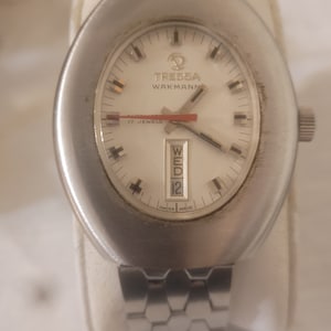 Rare Vintage tressa walkman 17 j jeweled mens watch