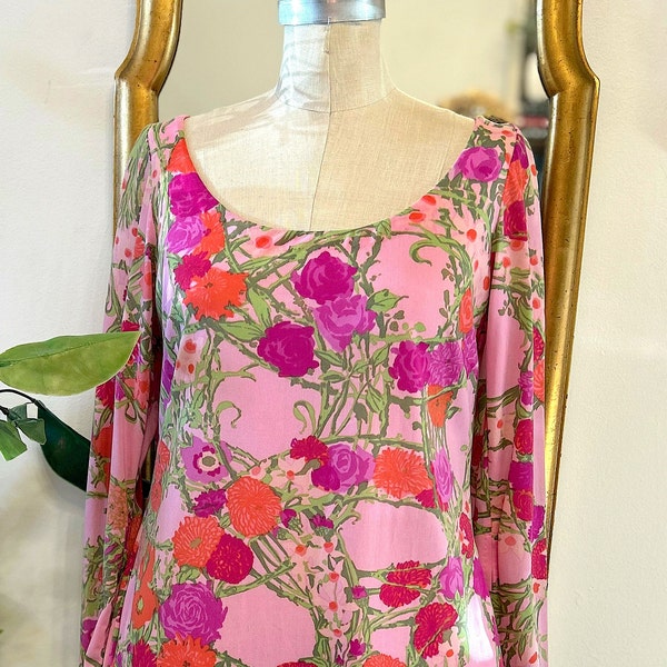 1960s Ken Scott, MOD Floral, Mid-Length, Shift Dress, Made in Italy expressly for Bloomingdales