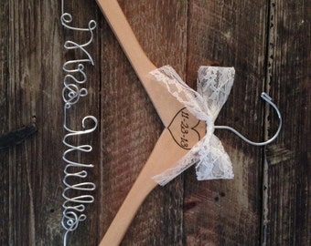 Rustic Bride Hanger / Bridal Hanger / Wedding Hanger / Personalized Hanger / Rustic Hanger / Vintage Rustic Wedding / Engraved Hanger