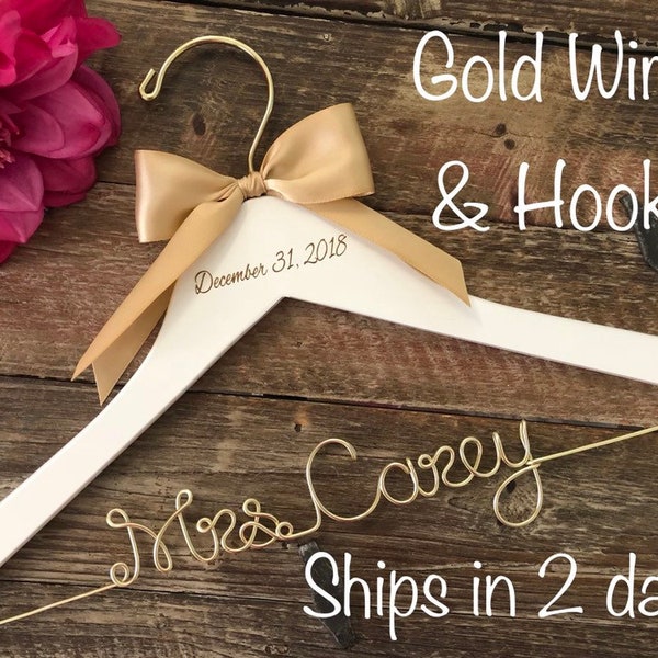 Gold Wire Wedding Hanger, Bride Hanger, Mrs Hanger, Bridal Hanger, Wedding Dress Hanger, Gift for Bride, Custom Name Hanger, Engagement Gift