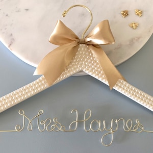 Bridal Hanger, Bride Hanger, Wedding Hanger, Pearl Covered Wedding Dress Hanger, Glamorous Hanger, Bride New Last Name Hanger, Pearl Hanger