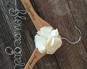 Flower Girl Hanger / Childrens Hanger / Wedding Hanger / Bridal Hanger / Kids Hanger / Personalized Hanger / Baby Hanger / Flower Girl Gift