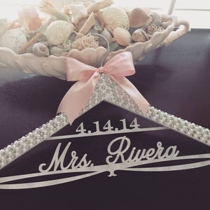 Bride Hanger, Bridal BLING Hanger, Bling Hanger, Rhinestone Wedding Hanger, Personalized Name Hanger, Pearl Wedding Hanger, Sparkle Hanger