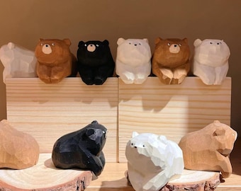 Handgesneden houten beerbeeldje | Leuk massief houten bureauornament met dieren | Rustiek cadeau voor huisdecoratie