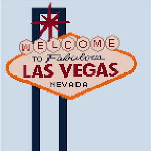 Könnte beinhalten: Ein pixeliges Bild des berühmten "Welcome to Fabulous Las Vegas" Schildes. Das Schild hat einen hellbraunen Hintergrund mit den Worten "Welcome to Fabulous Las Vegas" in roter und schwarzer Schrift. Das Schild ist orange umrandet und hat eine dunkelblaue Stange.