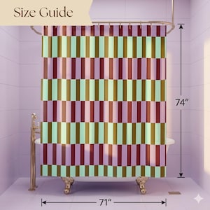 Pu&ograve; includere: Una tenda da doccia con un motivo a righe verticali ripetute nei toni del verde chiaro, marrone scuro e viola chiaro. La tenda riporta la scritta Size Guide e include indicatori di dimensioni che mostrano un'altezza di 188 cm e una larghezza di 180 cm.