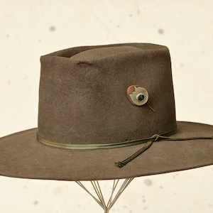 1940s Distressed Western Hat Wide Brim Brown Fur Felt w/ Artisan Copper & Sterling Hat Pin