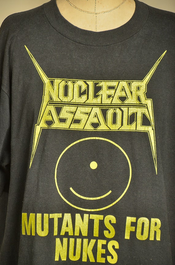 80 s assaut les nucléaire Mutants pour les assaut armes nucléaires Thrash Metal T Shirt c0943a 80 s assaut les nucléaire Mutants pour les assaut armes nucléaires Thrash Metal T Shirt c0943a