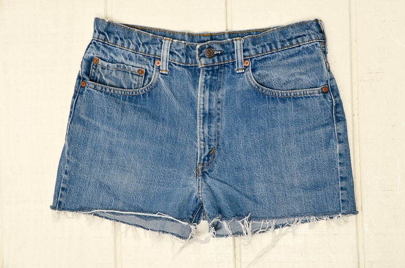 levi cut off shorts