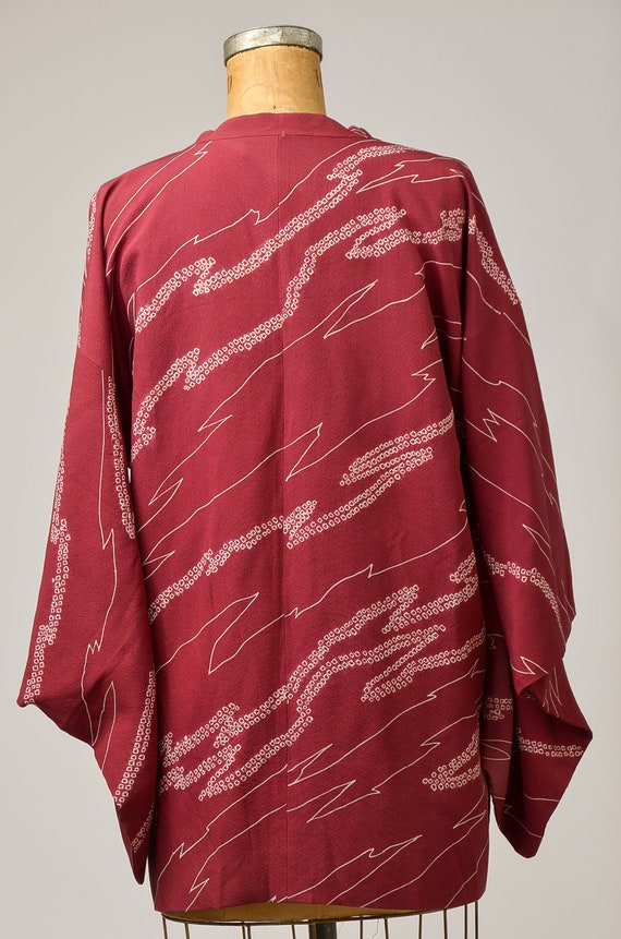 Vintage Short Kimono Jacket Burgundy and White Im… - image 5