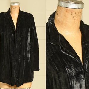 1940s Black Velvet Flapper Coat Mid Length Opera Coat
