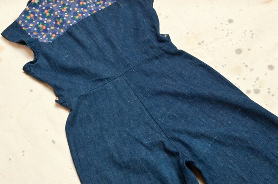 1970s Denim Jumpsuit Dark Indigo with Floral Cott… - image 5