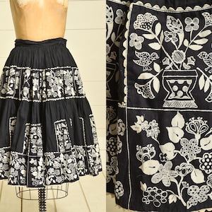 1950s Folk Art Circle Skirt Black & White Cotton Rockabilly Pinup Souvenir Skirt