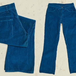 1970s Wide Corduroy Hip Huggers Sky Blue Beatnik Belled Pants 27 x 28