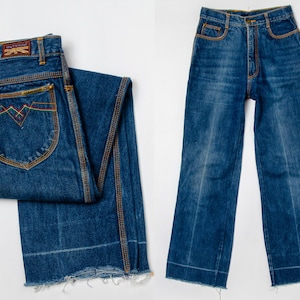 1970s Brittania Rainbow Stitched High Waisted Dark Denim Wide Leg Glam Jeans 26 x 28