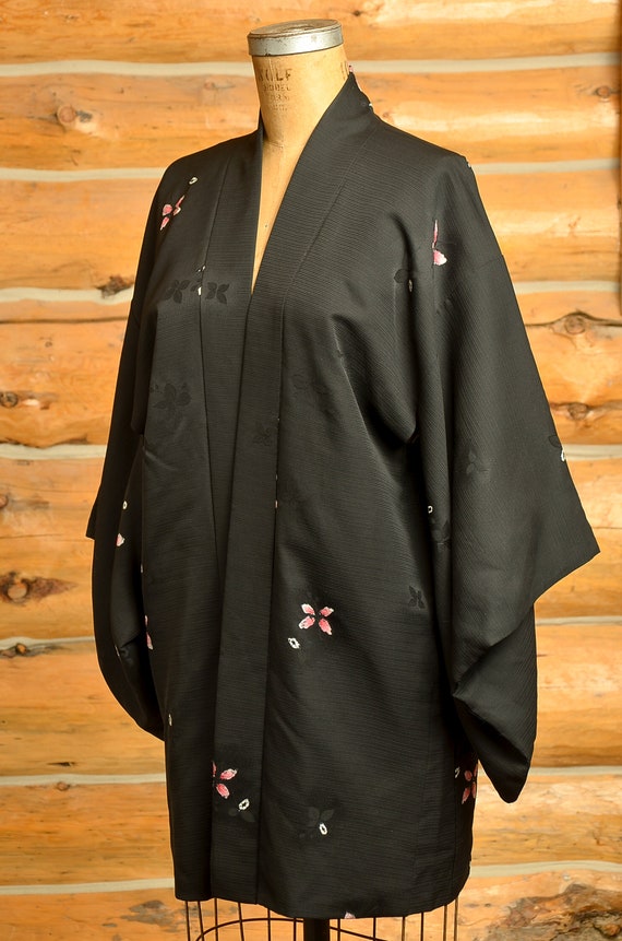 Vintage Short Kimono Robe Pink Floral Imported Silk T… Gem