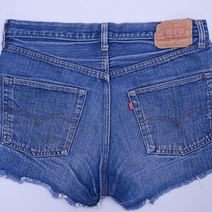 Vintage Levis Redline 501 Single Stitch Dark Indigo Denim Black Bar Cut off Jean Shorts W 32 image 3