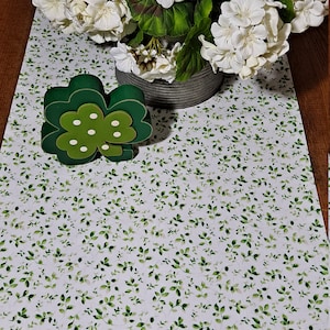 Table Runner,  Spring Table Runner,  Green Spring Runner,  St. Patrick's Day Runner