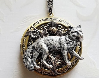 Wolf Necklace Locket Or Pill Box | Vintage Style | Spring Necklace | Woodland Pendant | Enchanting Forest | Animal Lovers Antique Necklace