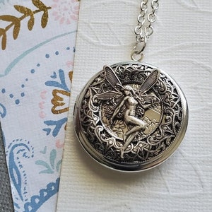 Silver Fairy Locket Photo Picture Necklace Enchantment Magical Dream Whimsical Round Pendant EA764 image 3