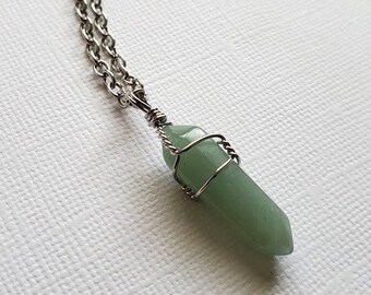 Crystal Quartz Point Necklace Green Aventurine Wire Wrapped Jewelry Jade Minimalist Simple Pendant Contemporary EA718