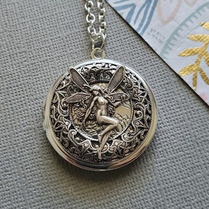 Silver Fairy Locket Photo Picture Necklace Enchantment Magical Dream Whimsical Round Pendant EA764 image 7