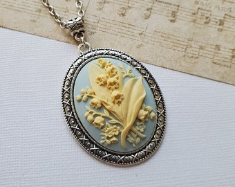 Flower Cameo Necklace Pale Blue Lily Floral Oval Pendant EA710