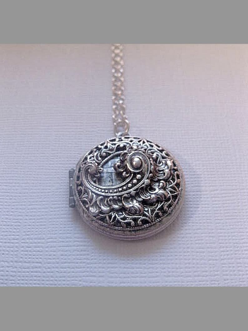 fancy locket ki design