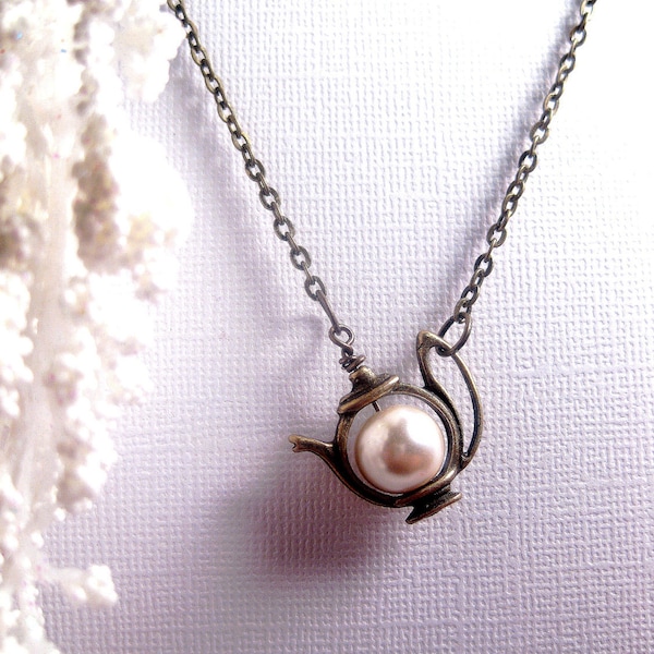 Teapot Necklace - Alice In Wonderland Necklace - Vintage Style Necklace - Cute Pearl Necklace - Tea Pendant - Yoga Lover Pendant