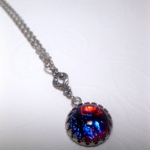 Collar de ópalo con aliento de dragón en tamaño pequeño: ópalo de fuego, fantasía, colorido, regalo de Navidad