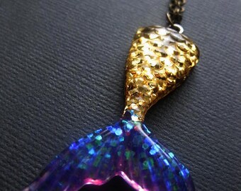 Mermaid Necklace - Mermaid Tail Necklace - Mermaid Scales - Sparkly - Glitter - Pendant - Sea Charm - Ocean Jewelry - Choose Chain Length