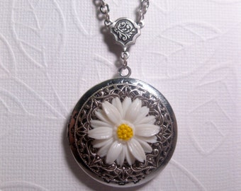 Flower Locket - White Flower Necklace - Friendship - Daisy Necklace