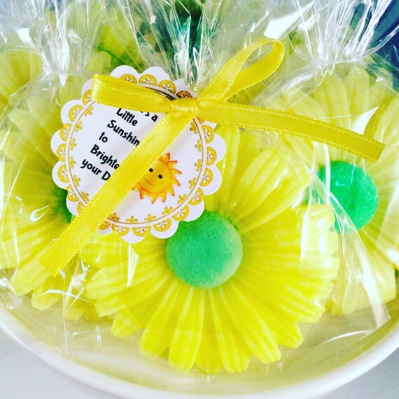 30 Gerbera Daisy Soap Favors / Sunflower Favors / Wedding Flower Favors / Bridal Favors / Party Favors / Soap Favors Il_570xn
