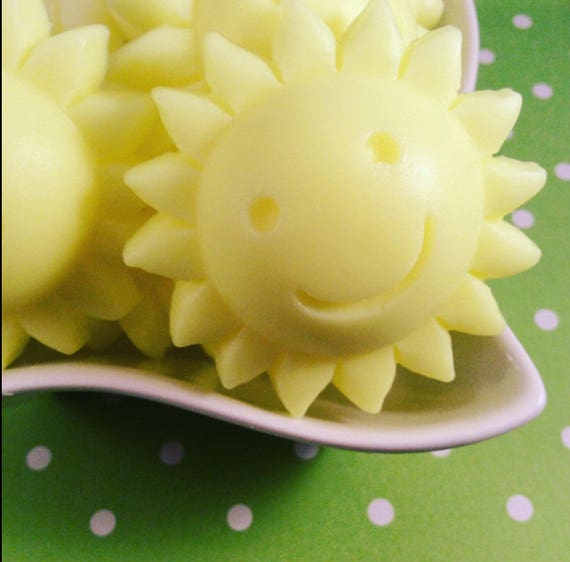 25 Sunshine Soap Favors / Birthday Favors / Wedding Favors / Shower Favors / Sun Soap Favors Il_570xn