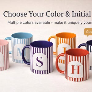 Pode incluir: Seis canecas de café personalizadas com padrões de riscas verticais em várias cores, cada uma com uma inicial diferente. As canecas são em tons de rosa, azul, roxo, laranja e vermelho. O texto "Choose Your Color & Initial" está no topo.