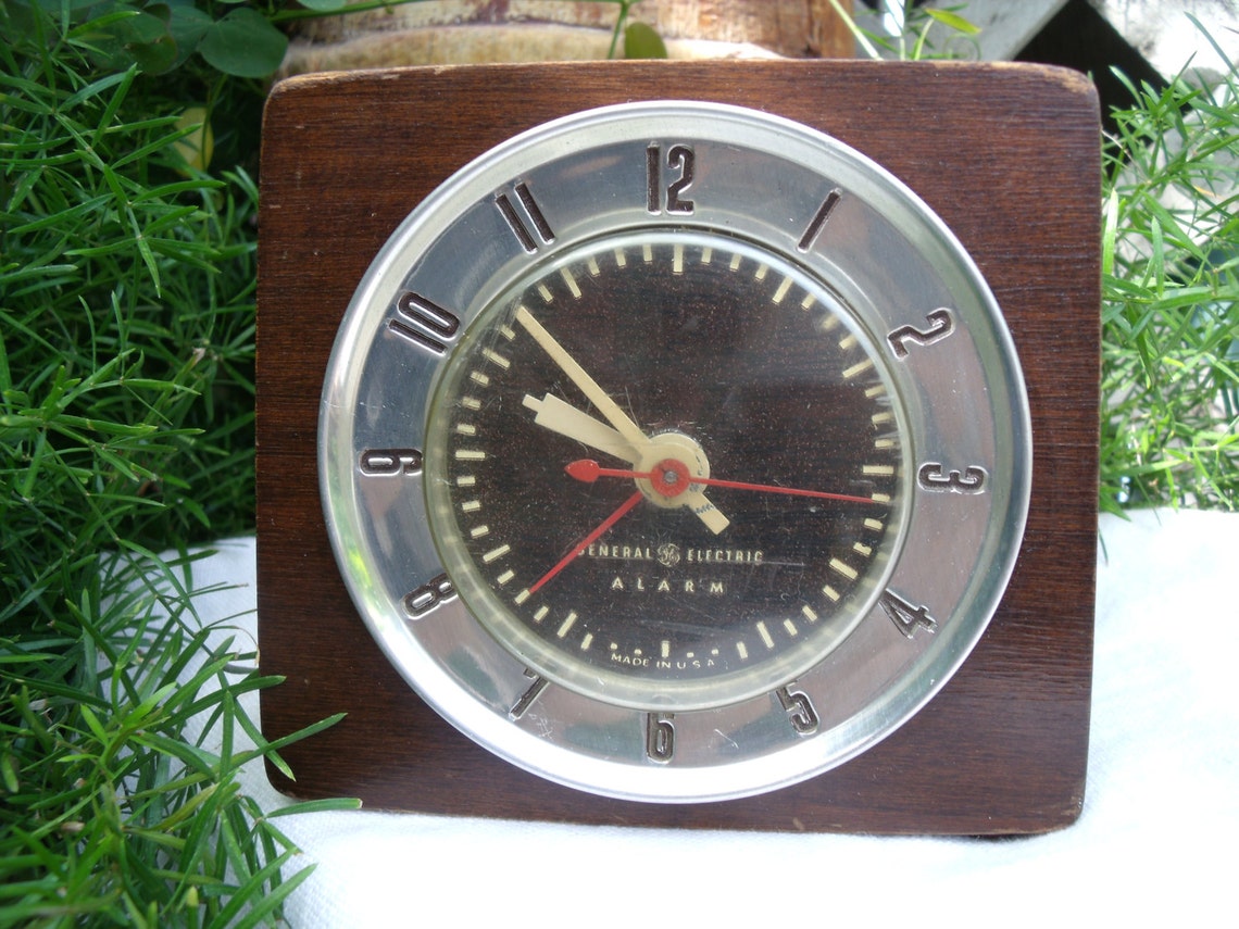 General Electric Alarm Clock Model 7HA212 1950's Clock Etsy