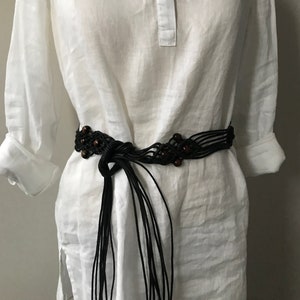 Vintage macramé black women&#39;s belt
