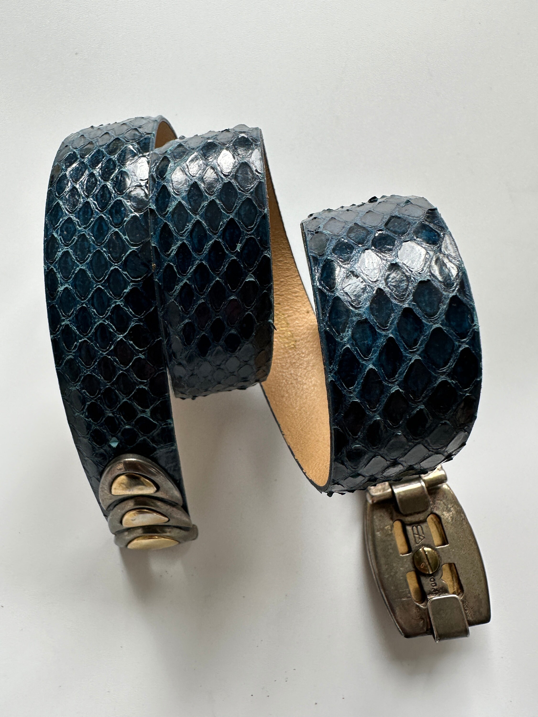 Vintage Emmanuel Genuine Reptile Belt - Bright Blue and Gold  display picture 3