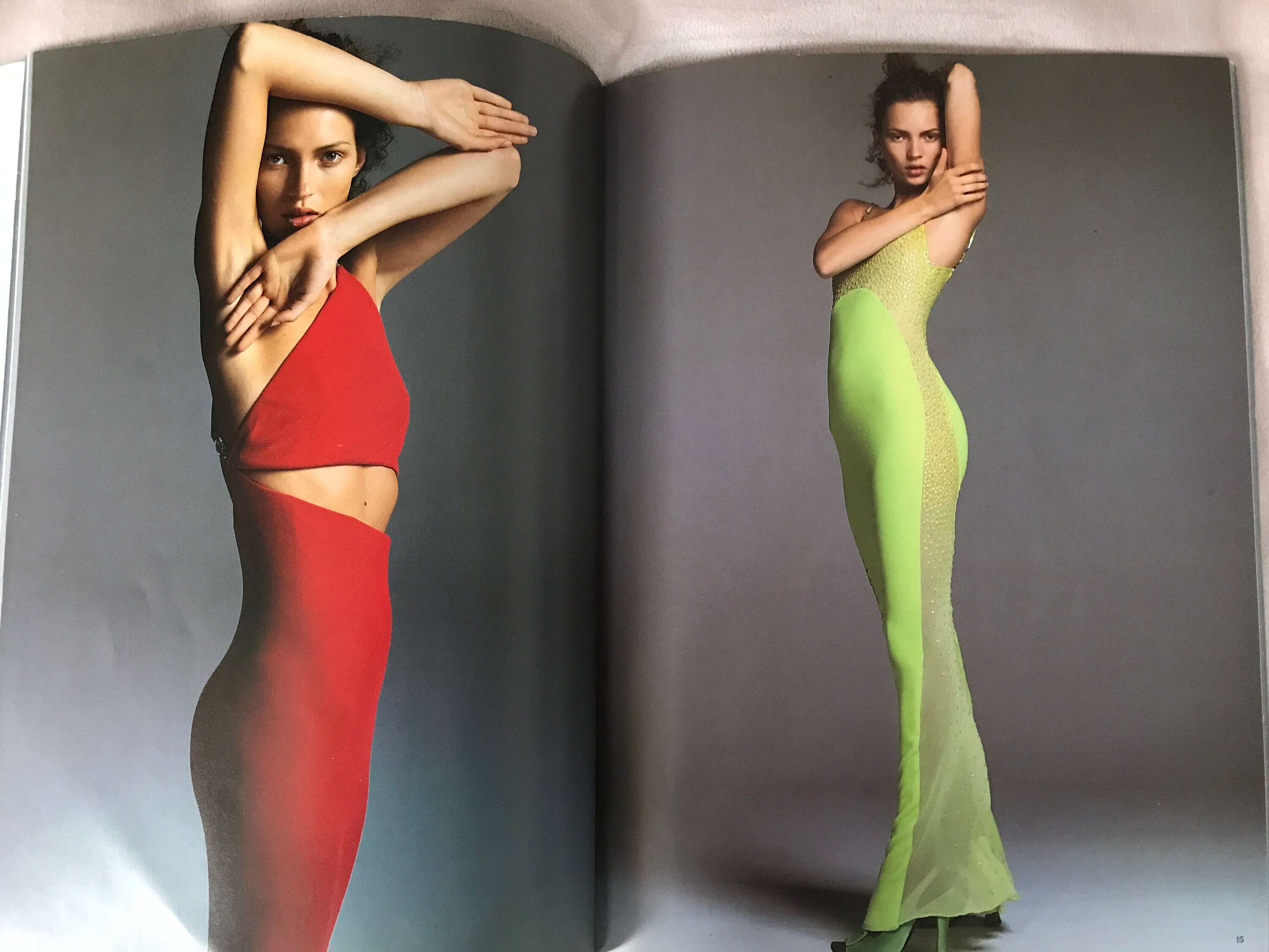 Gianni Versace カタログ 1997女性